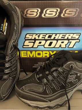 Skechers Sport Black and Gray Men's Memory Foam Sneakers